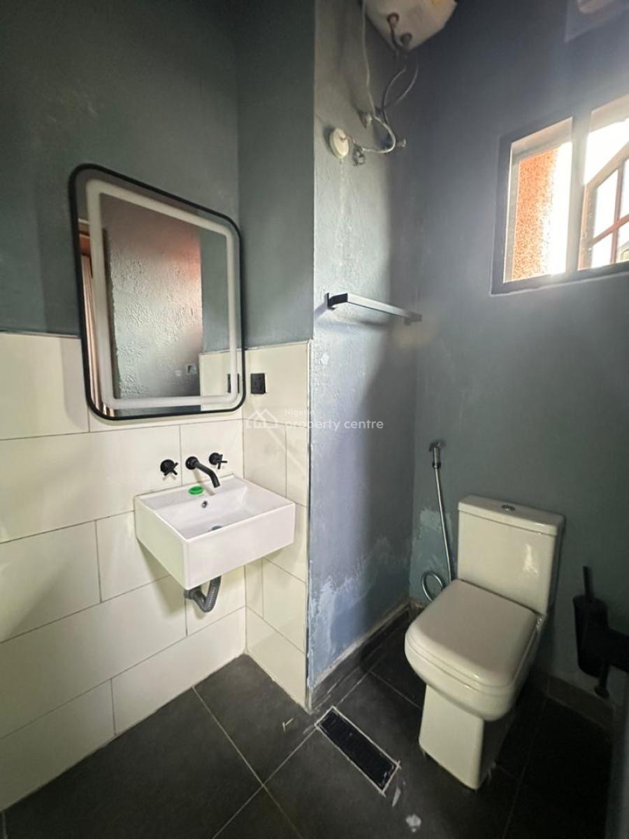 Luxurious Newly Built 3 Bedroom Apartment with an Elevator, Lekki Phase 1, Lekki, Lagos, Flat / Apartment for Sale