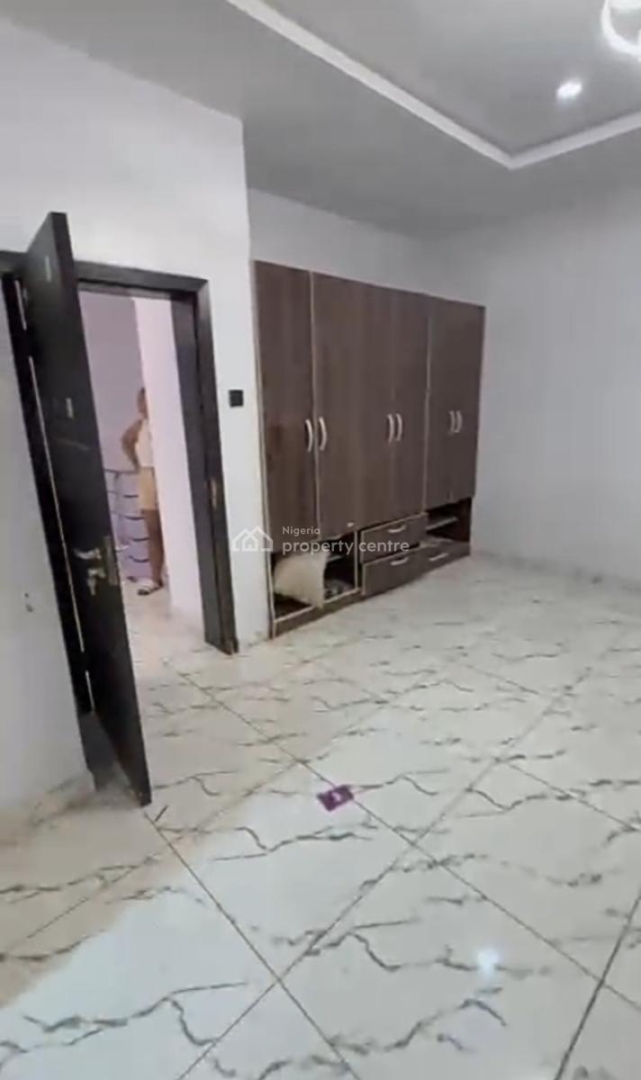Masters Bedroom Inside a Shared Duplex { Video}, Bera Estate Chevron, Lekki, Lagos, Self Contain (single Rooms) for Rent