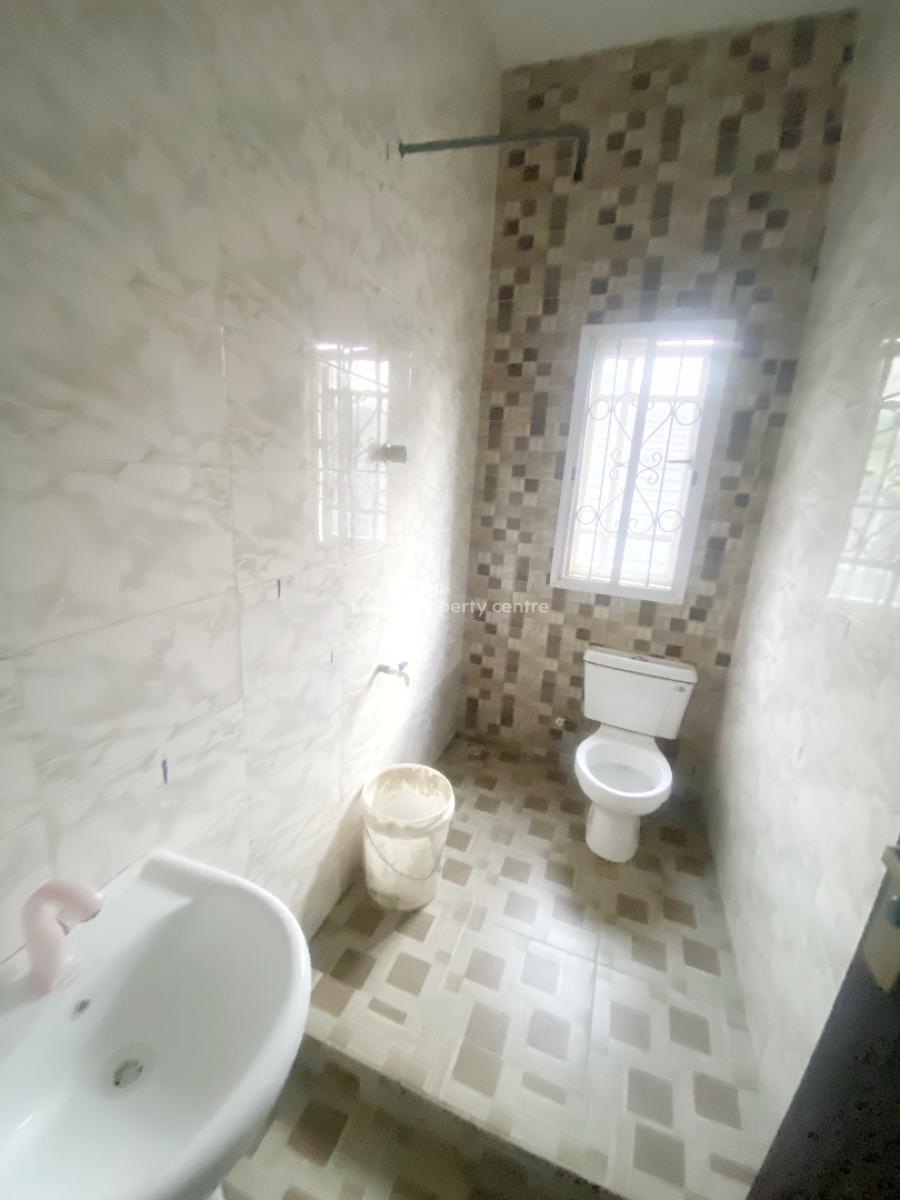 Luxury 3 Bedroom Flat, Gra Phase 1, Magodo, Lagos, Flat / Apartment for Rent