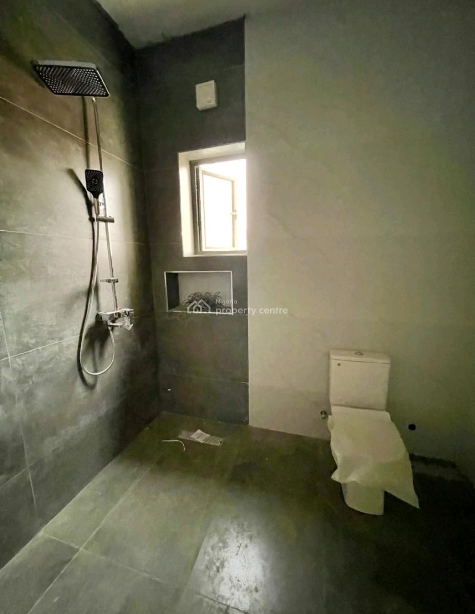 5 Bedroom Detached Residence Offers Beautifully Designed Living Spaces, Asokoro District, Abuja, House for Sale