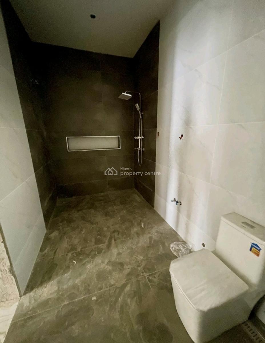 5 Bedroom Detached Residence Offers Beautifully Designed Living Spaces, Asokoro District, Abuja, House for Sale