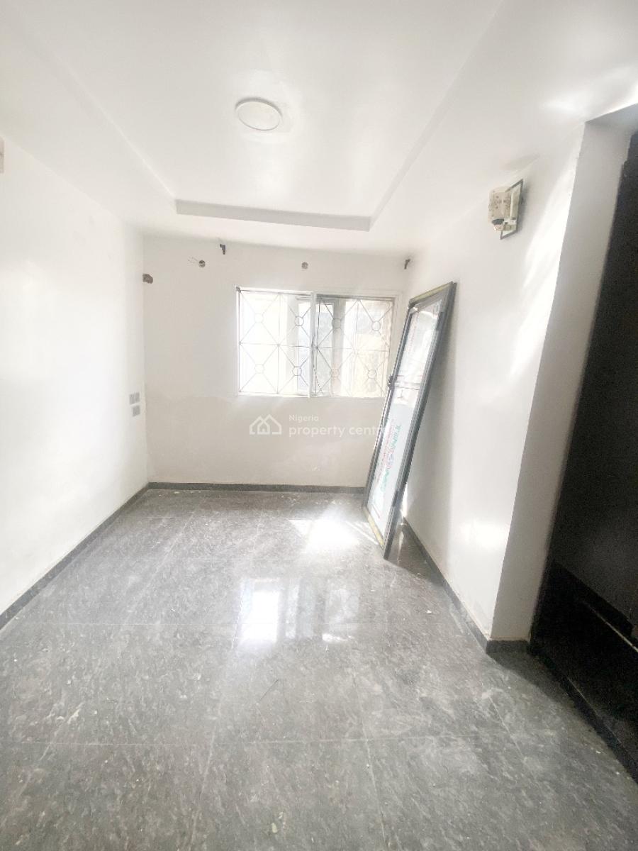 Luxury 2 Bedroom Flat, Gra Phase 1, Magodo, Lagos, Flat / Apartment for Rent