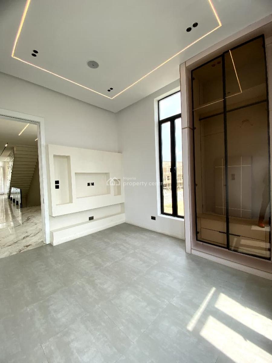 Luxurious 5 Bedroom Home with Cinema, Swimming Pool and Bq, Lekki Phase 1, Lekki, Lagos, Detached Duplex for Sale
