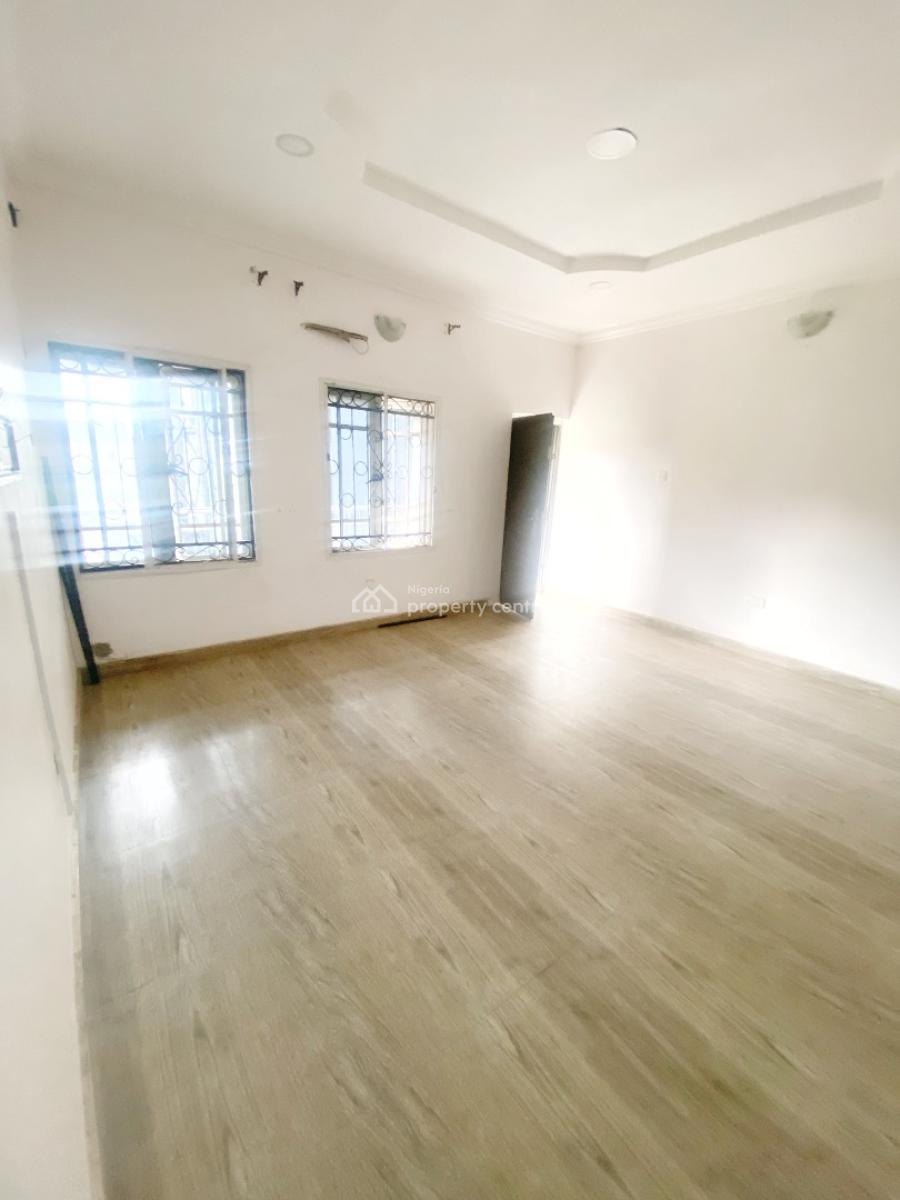 a Well Maintained Spacious 3 Bedroom Flat, Gra Phase 1, Magodo, Lagos, Flat / Apartment for Rent