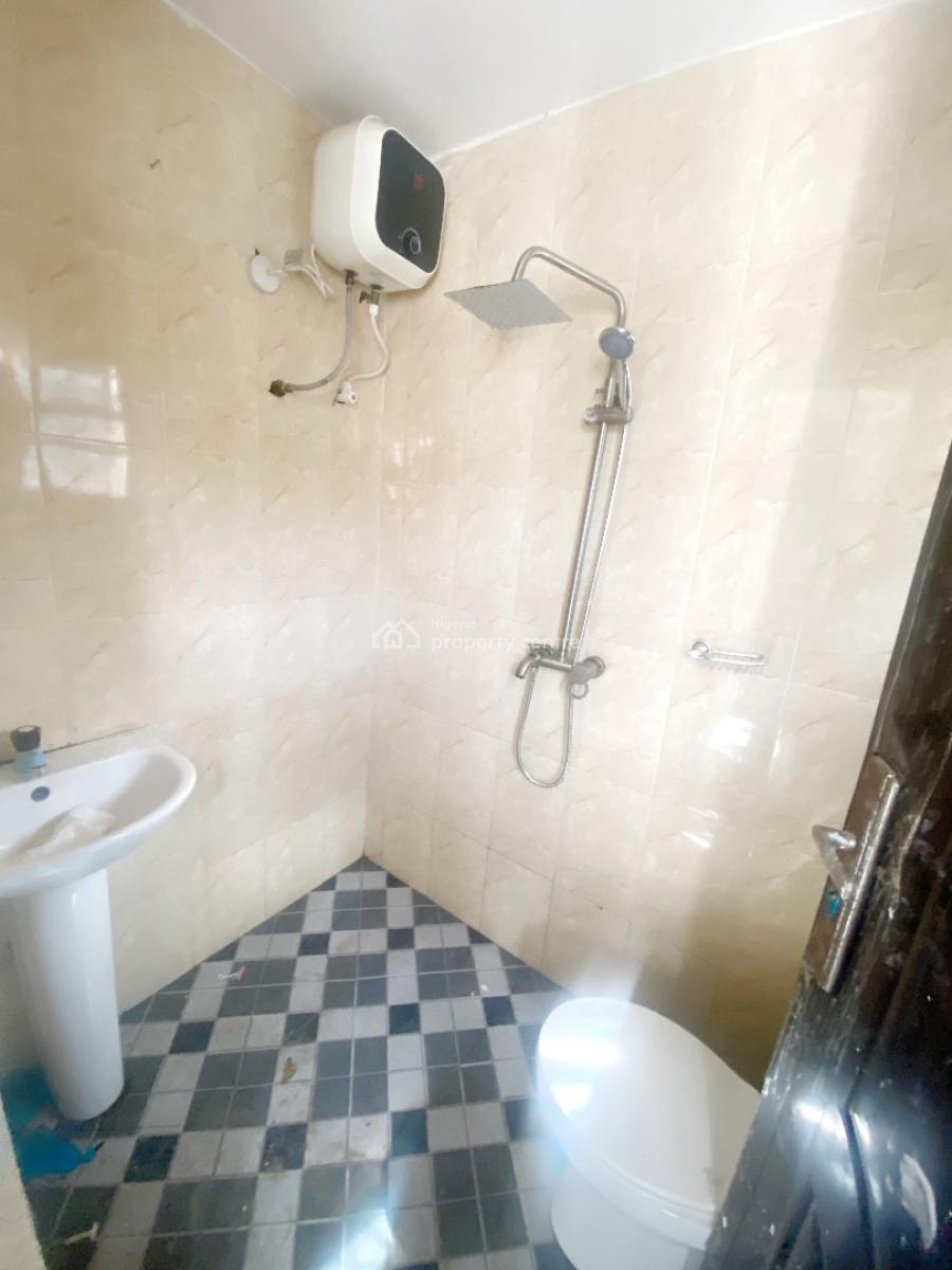 a Well Maintained Spacious 2 Bedroom Flat, Gra Phase 1, Magodo, Lagos, Flat / Apartment for Rent
