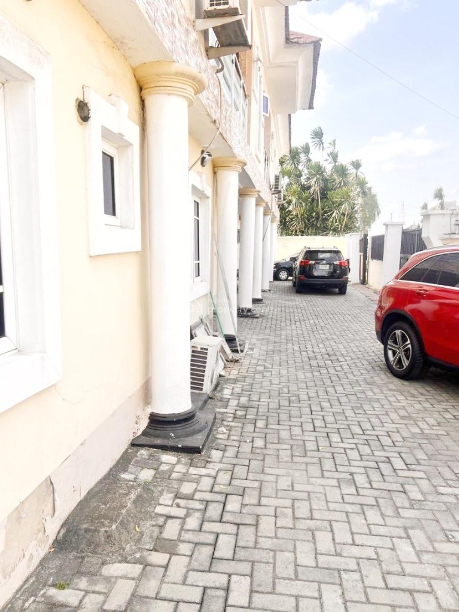 a Well Maintained Spacious 3 Bedroom Flat, Okupe Estate, Maryland, Lagos, Flat / Apartment for Rent