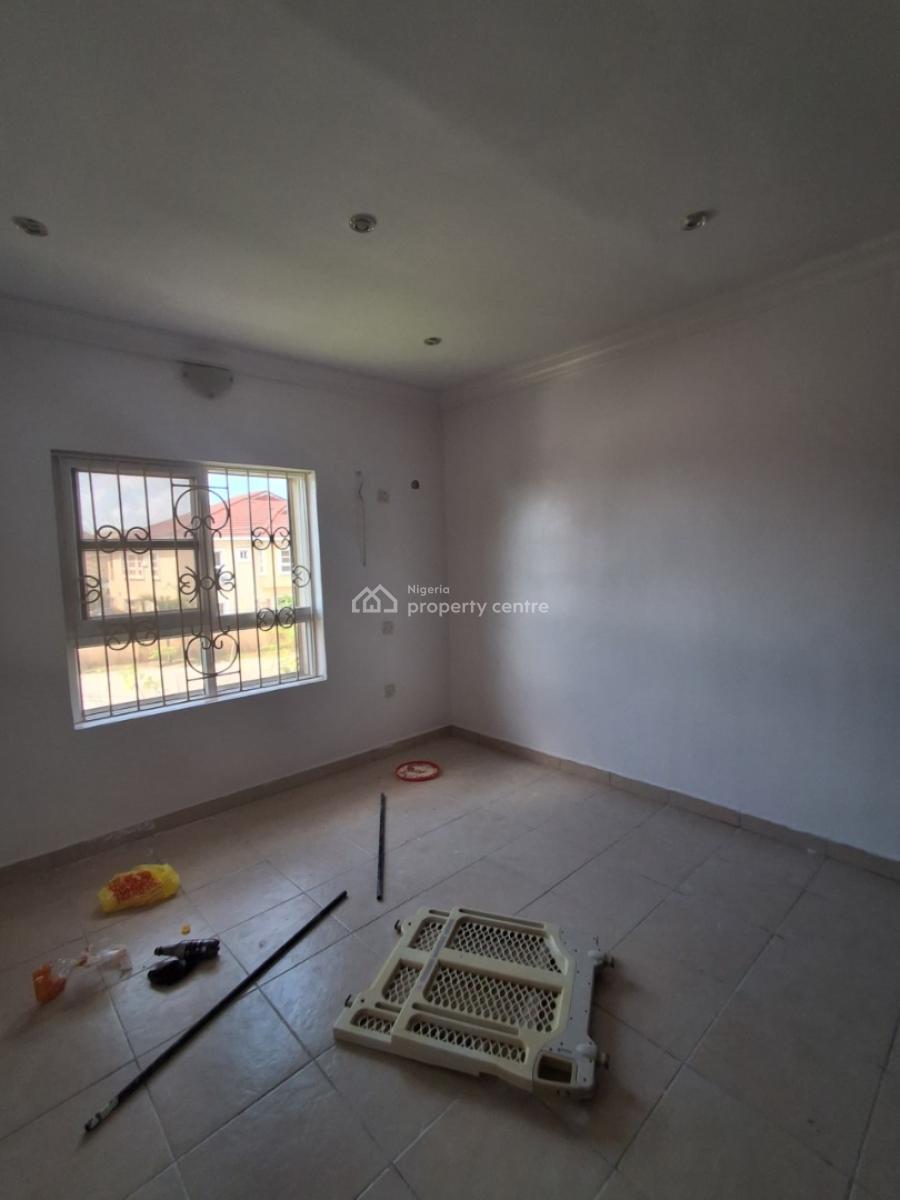 Fully Serviced 4 Bedroom House with 24hrs Power, Friends Colony Estate, Osapa, Lekki, Lagos, Semi-detached Duplex for Sale