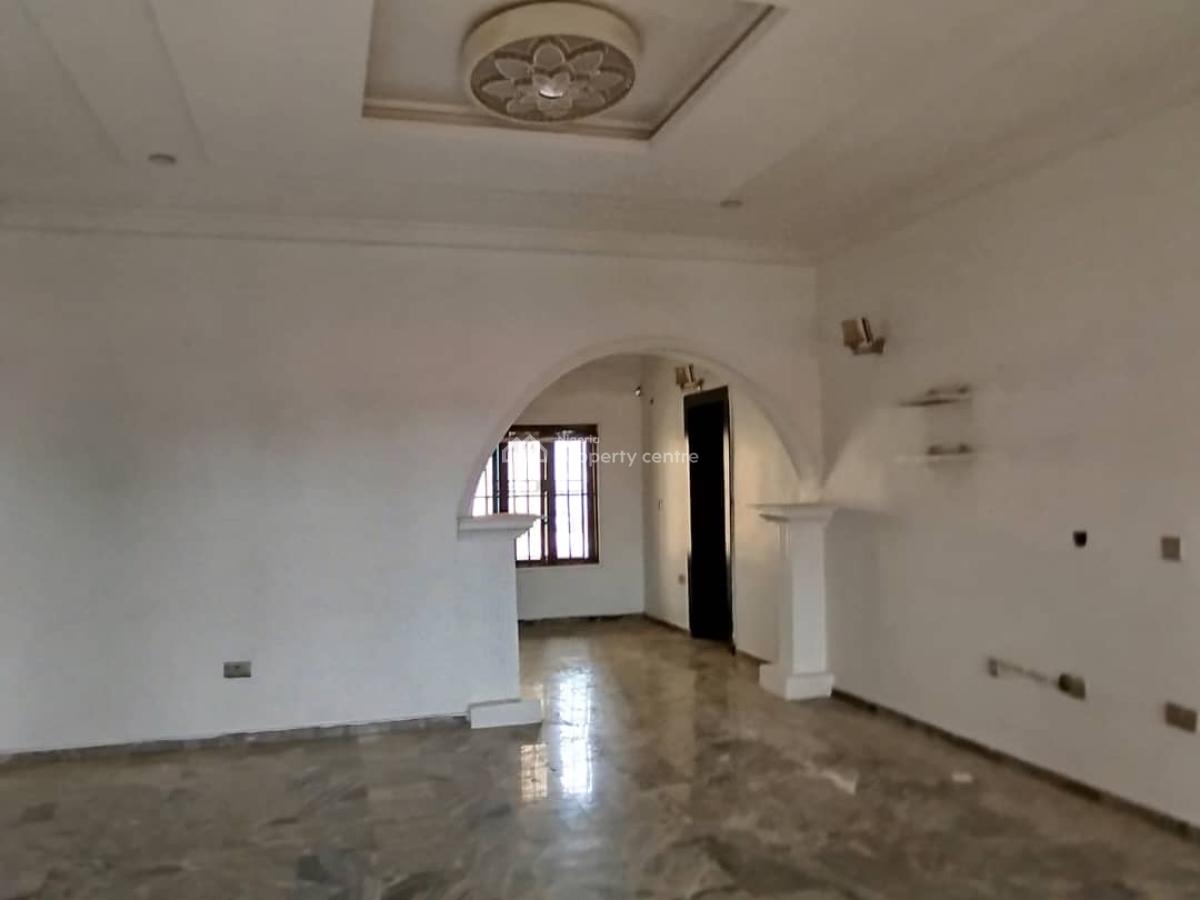 Excellent Spacious 3 Bedroom Apartment, Wuye, Abuja, Flat / Apartment for Rent