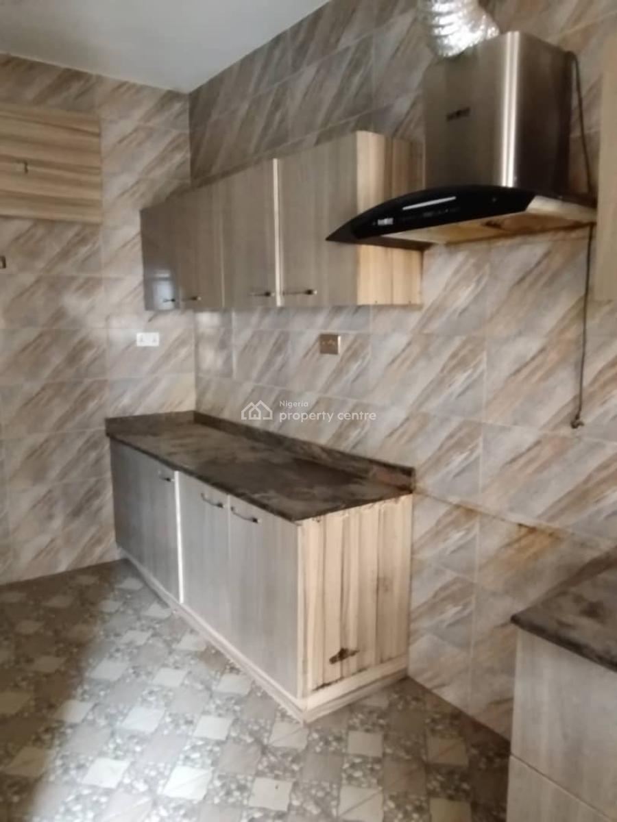 Excellent Spacious 3 Bedroom Apartment, Wuye, Abuja, Flat / Apartment for Rent