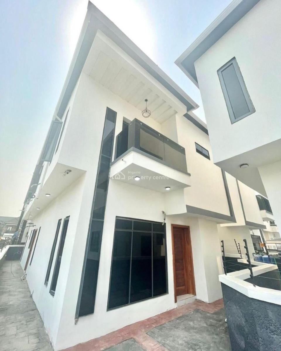 Well Maintained 4 Bedroom  Semi Detached, Ikota, Lekki, Lagos, Semi-detached Duplex for Rent