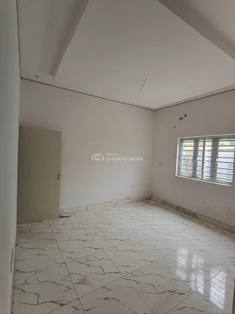 Spacious Room Selfcon Inside a Shared 3 Bedroom Apartment, Hopeville Estate, Sangotedo, Ajah, Lagos, Self Contain (single Rooms) for Rent