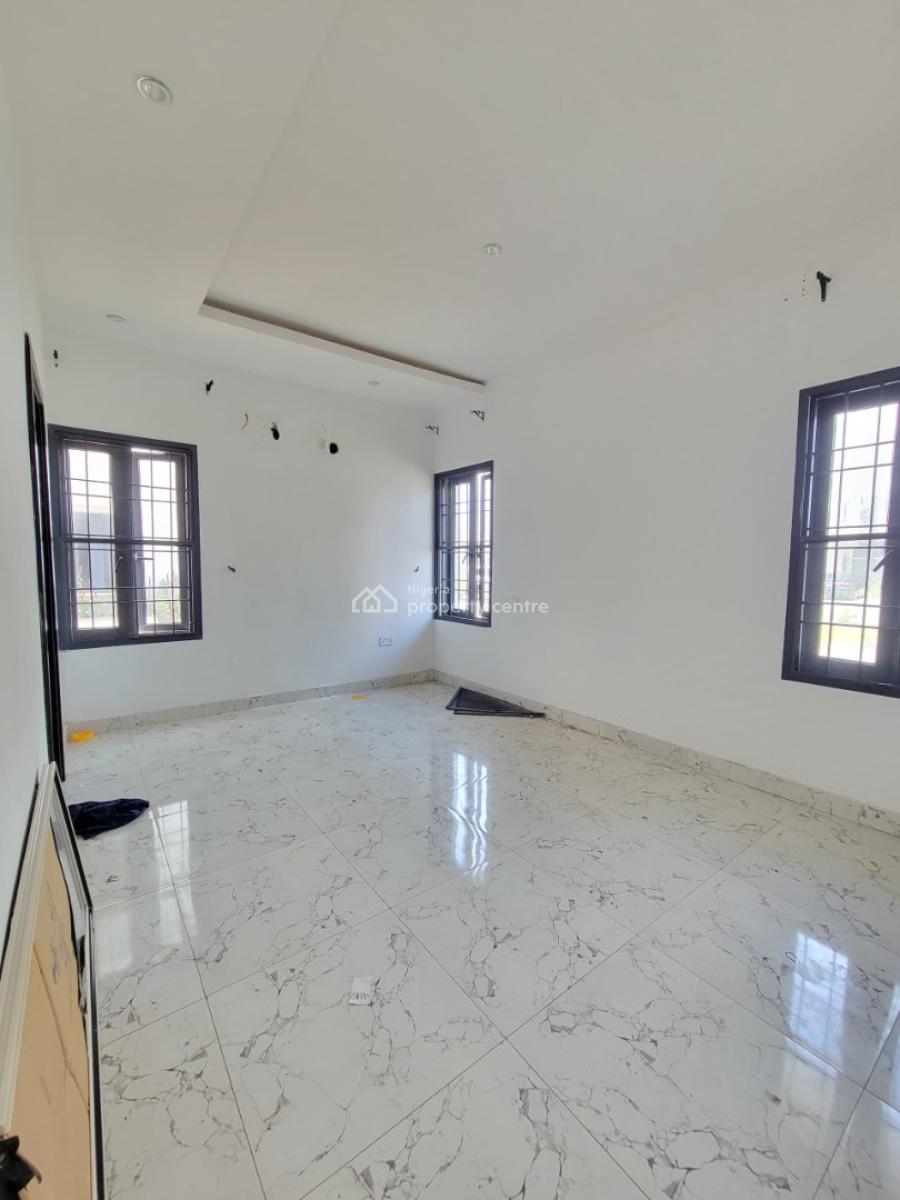 Spacious and Sharp 3 Bedroom Apartment, Orchid Road, Lekki, Lagos, Flat / Apartment for Rent