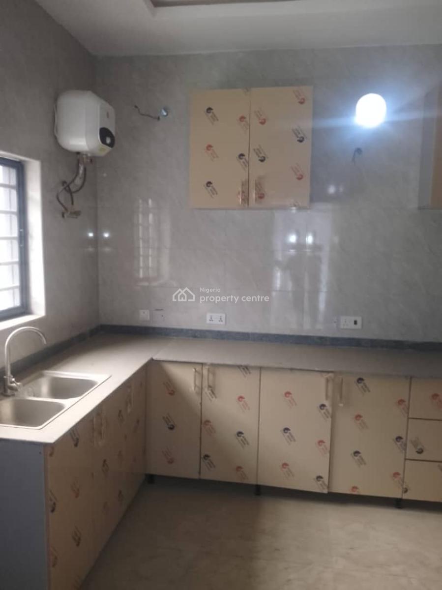 Beautiful Spacious 3 Bedroom Bungalow with Bq Standalone, Extension, Gwarinpa, Abuja, Detached Bungalow for Rent