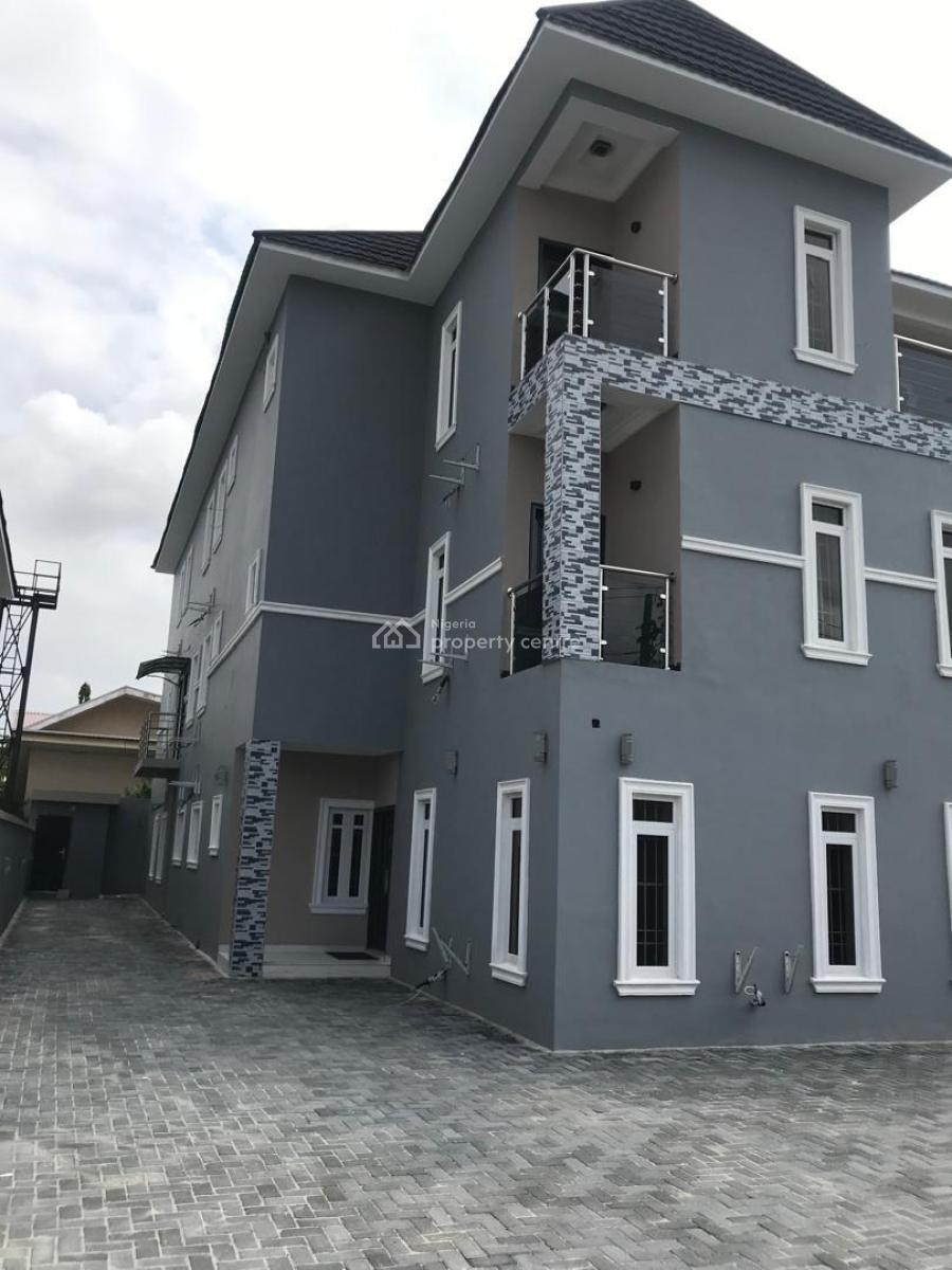 Beautifully Finished 2 Bedroom Flat with Premium Finishing, Lekki Phase 1, Lekki, Lagos, Flat / Apartment for Rent
