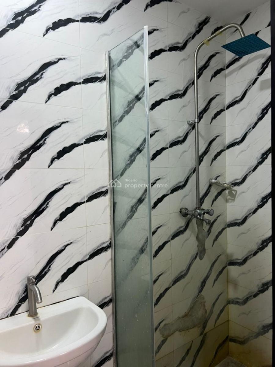 Beautifully Finished 2 Bedroom Flat with Premium Finishing, Lekki Phase 1, Lekki, Lagos, Flat / Apartment for Rent