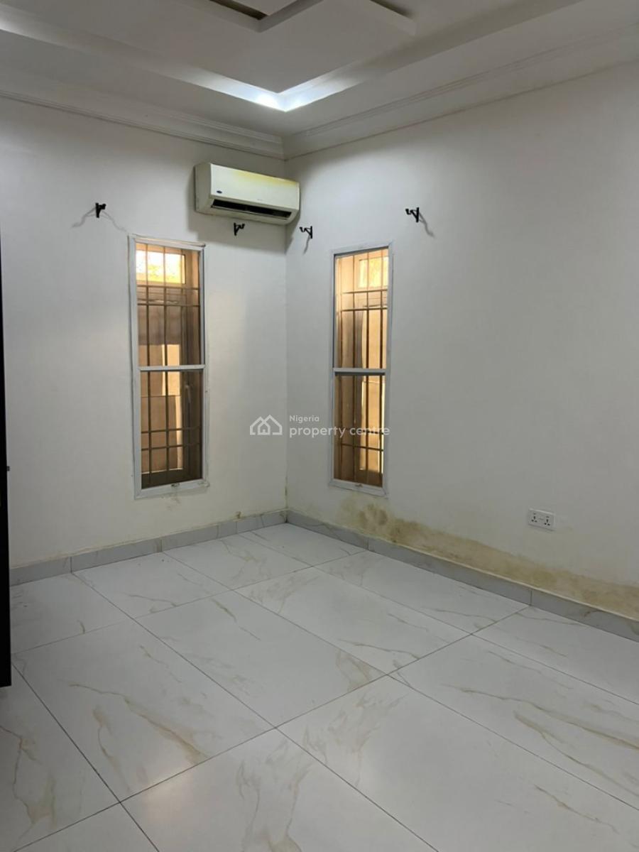 Beautifully Finished 2 Bedroom Flat with Premium Finishing, Lekki Phase 1, Lekki, Lagos, Flat / Apartment for Rent