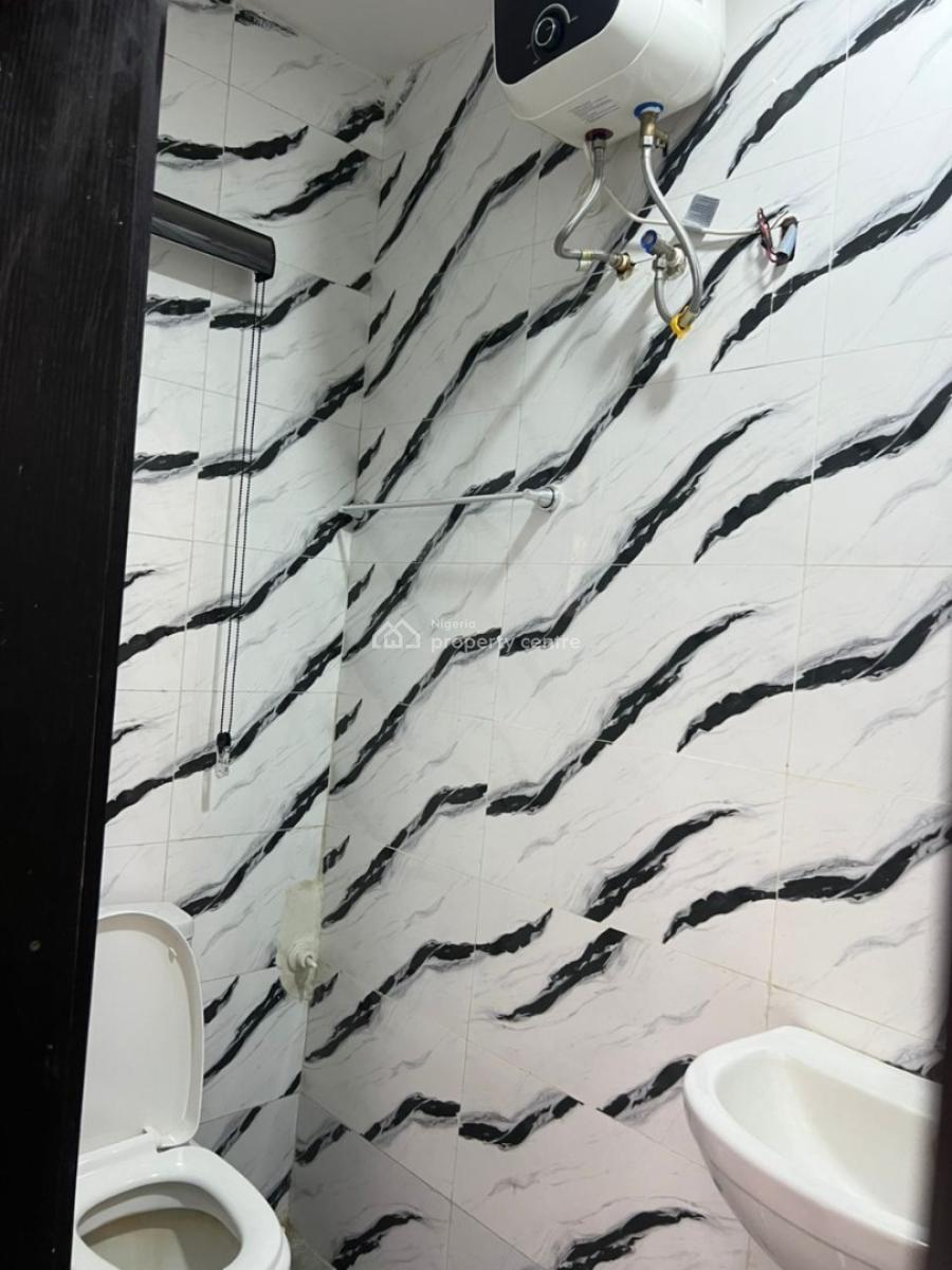 Beautifully Finished 2 Bedroom Flat with Premium Finishing, Lekki Phase 1, Lekki, Lagos, Flat / Apartment for Rent