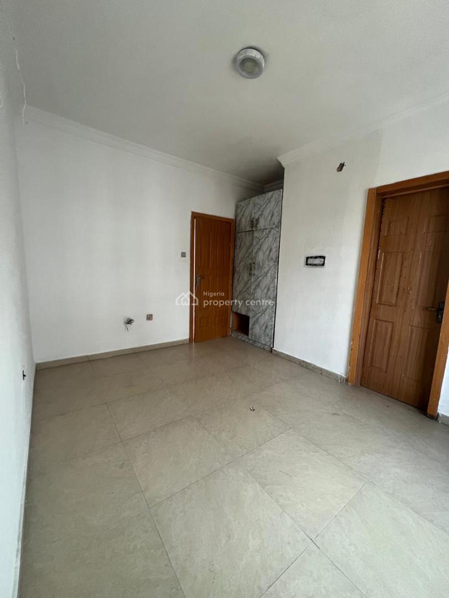 Luxury & Extremely Large and Spacious 3bedrooms with Excellent Facilit, Off Freedom Way, Lekki Phase 1, Lekki, Lagos, Flat / Apartment for Rent