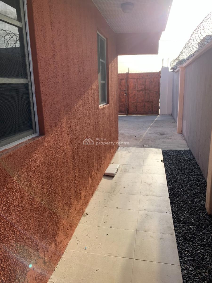 Extra Large Selfcon with Personal Prepaid Meter, Abijo, Fidiso Estate, Ajah, Lagos, Self Contain (single Rooms) for Rent