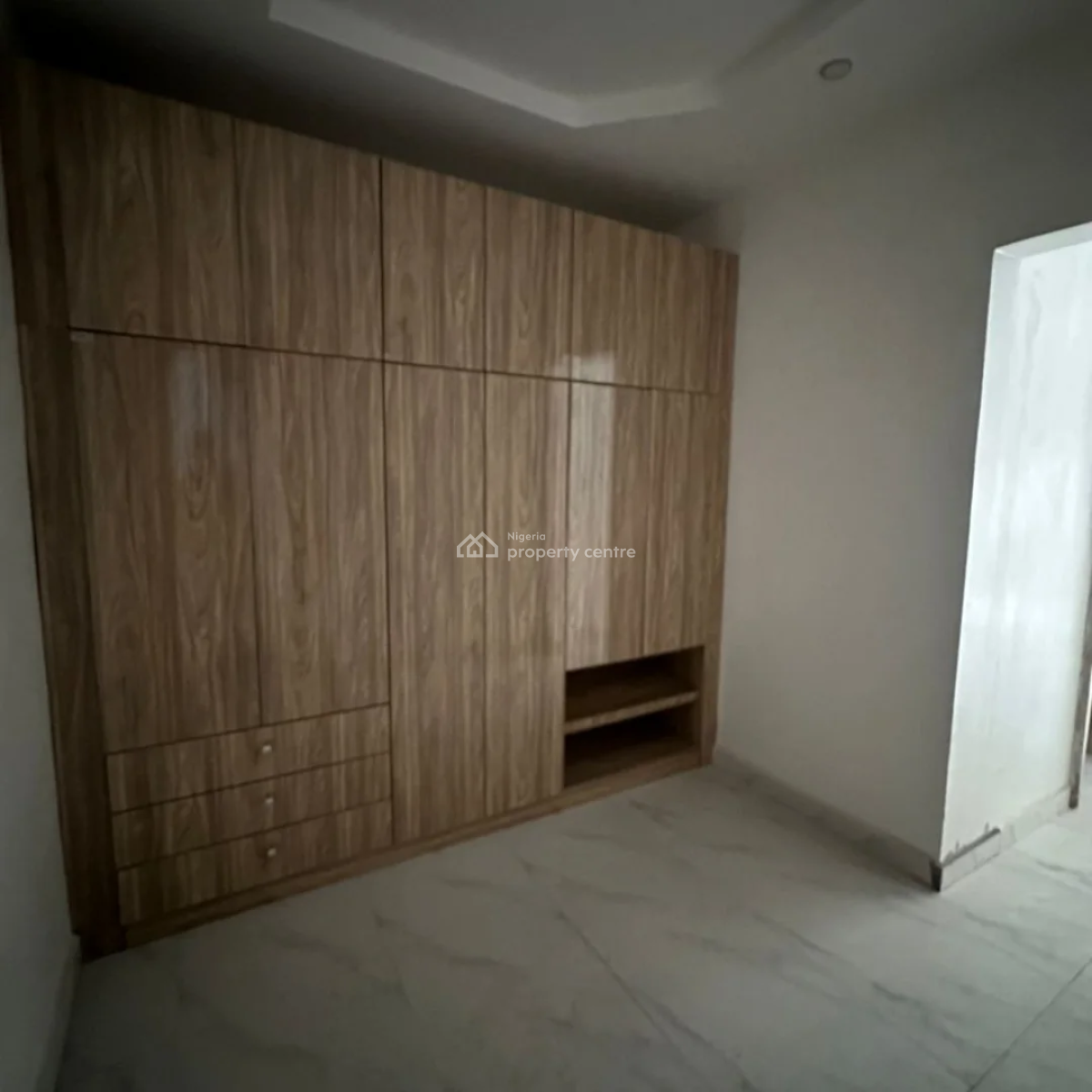 This a Brand New 5bedroom Terrace Duplex, Wuye, Abuja, House for Sale