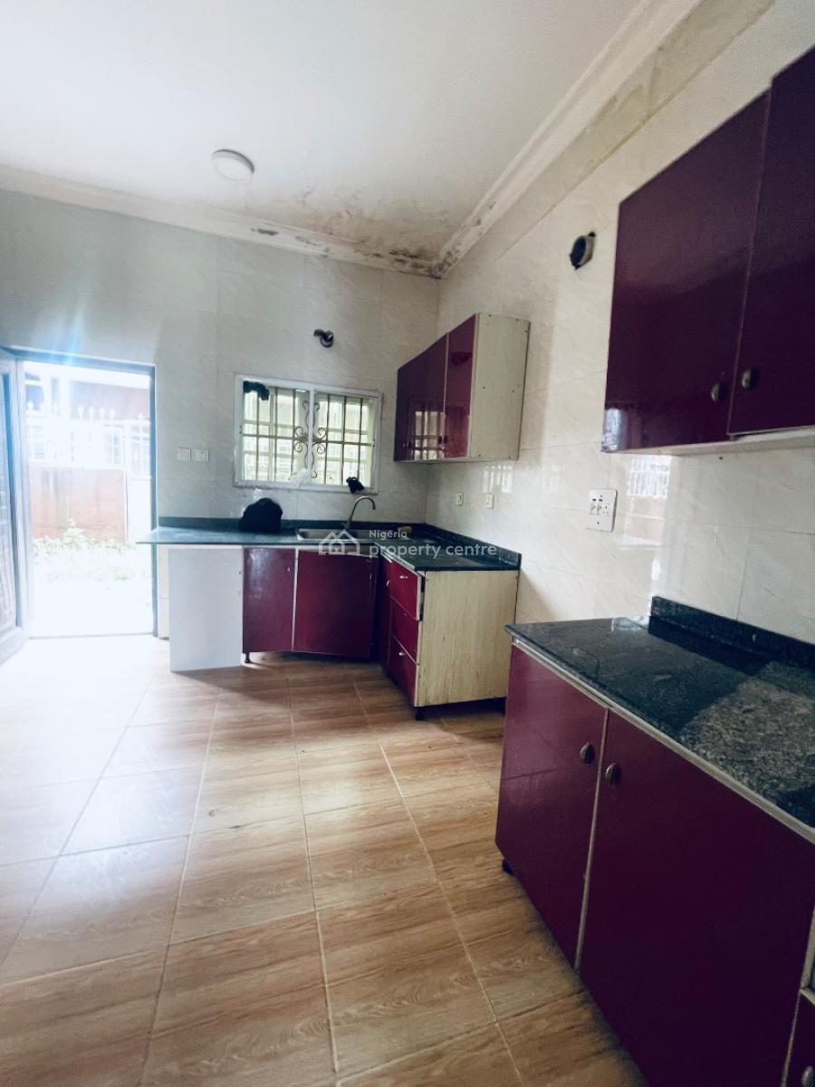 3 Bedroom Terrace Duplex Available Yo Be Renovated, Lekki Gardens Phase 2, Ajah, Lagos, Terraced Duplex for Rent