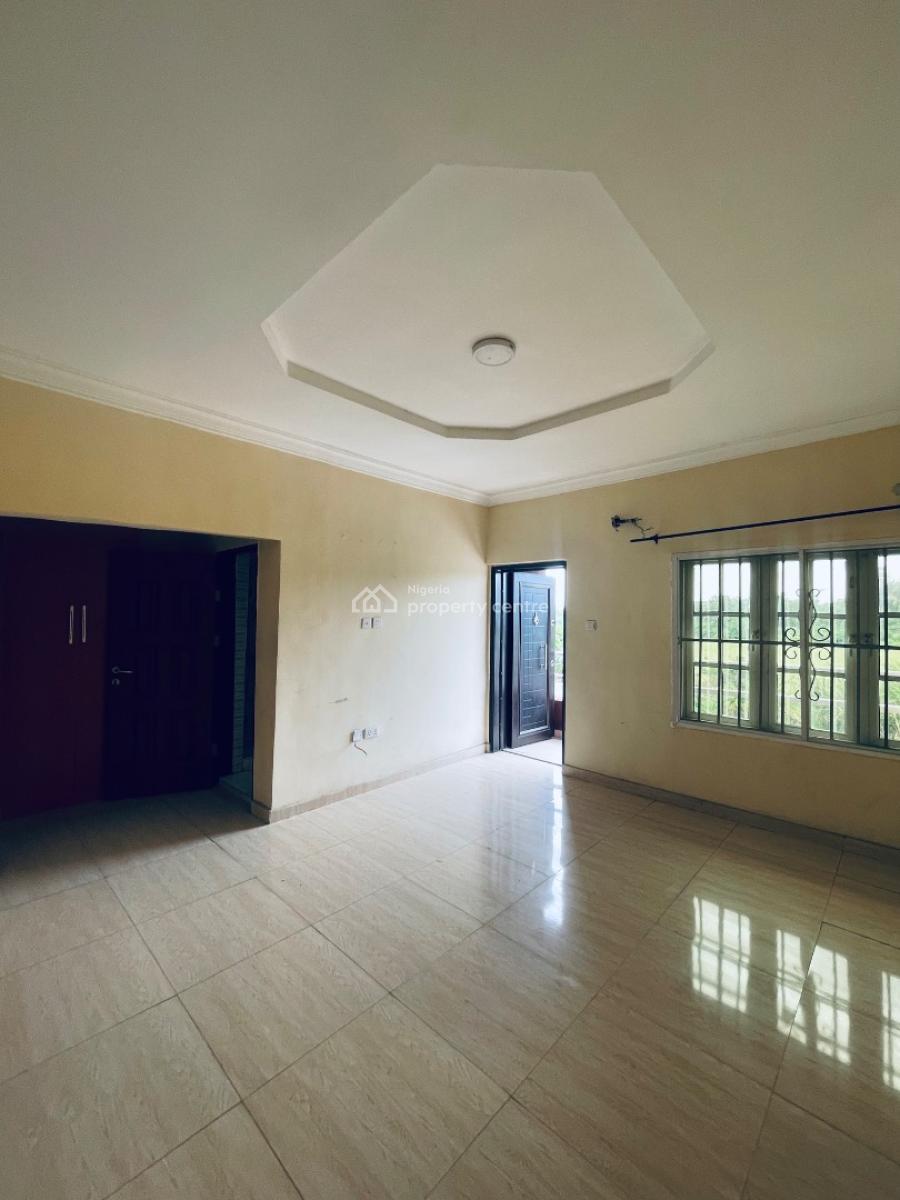 3 Bedroom Terrace Duplex Available Yo Be Renovated, Lekki Gardens Phase 2, Ajah, Lagos, Terraced Duplex for Rent