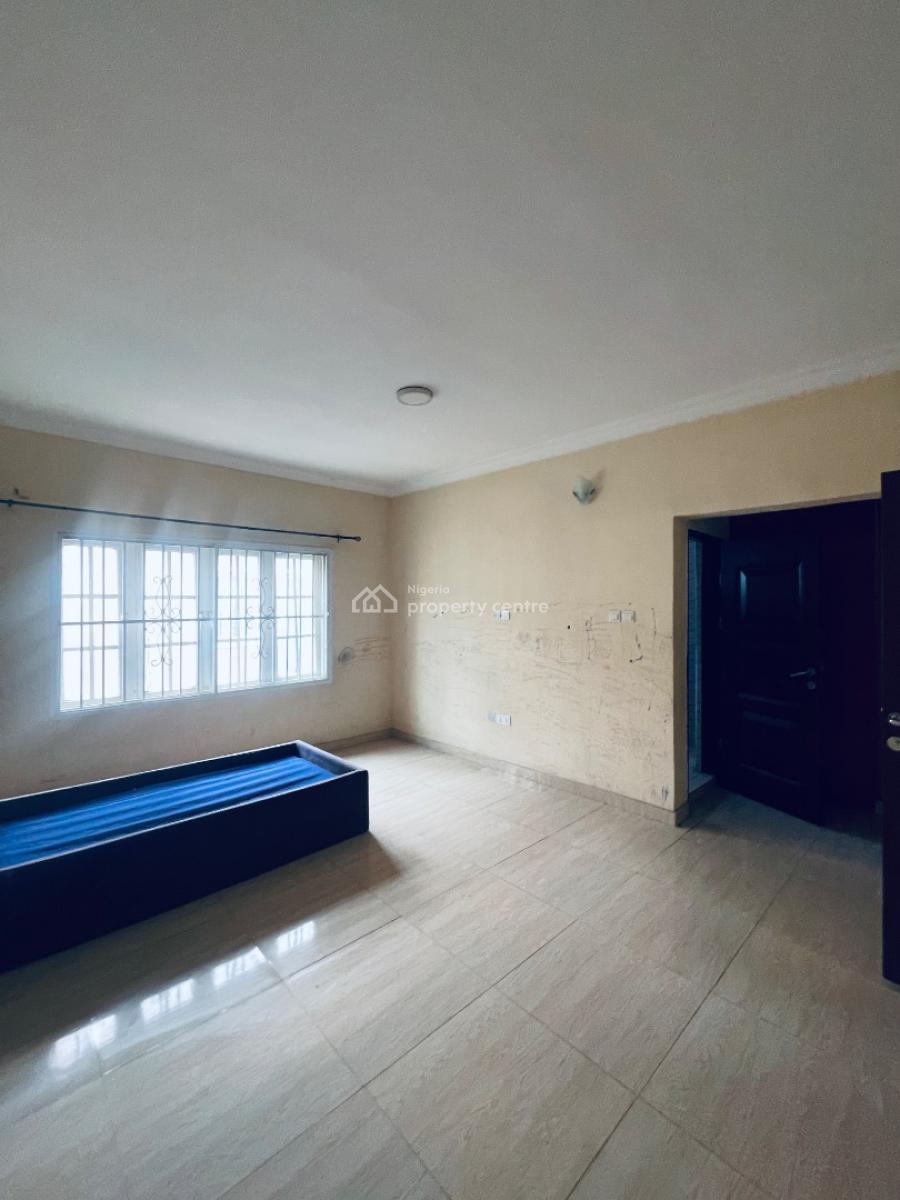 3 Bedroom Terrace Duplex Available Yo Be Renovated, Lekki Gardens Phase 2, Ajah, Lagos, Terraced Duplex for Rent