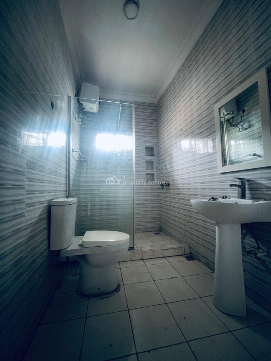 3 Bedroom Terrace Duplex Available Yo Be Renovated, Lekki Gardens Phase 2, Ajah, Lagos, Terraced Duplex for Rent