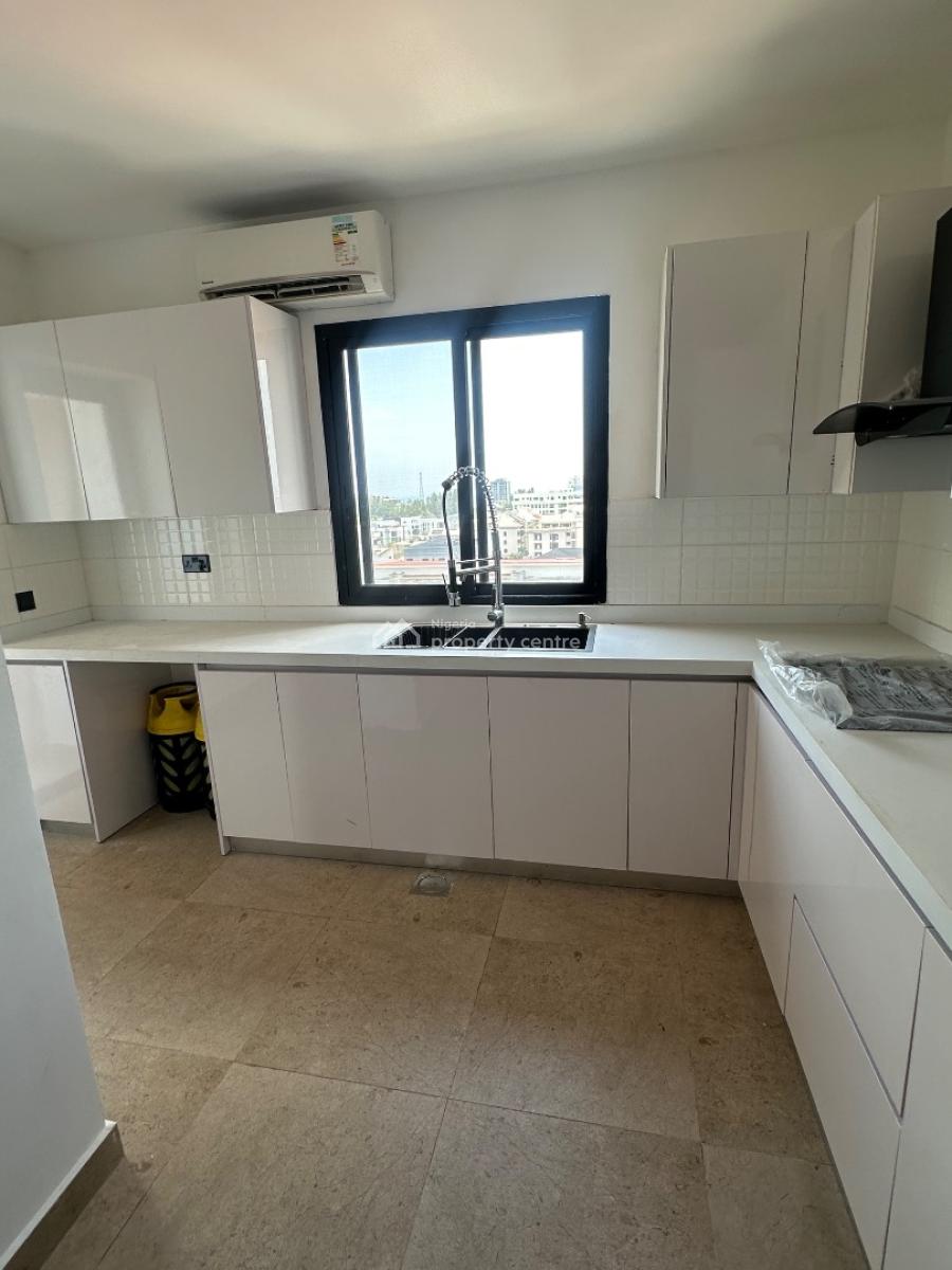 Luxury 3 Bedroom Penthouse Apartment with Exclusive Rooftop Terrace, Banana Island Road, Ikoyi, Lagos, Flat / Apartment for Rent