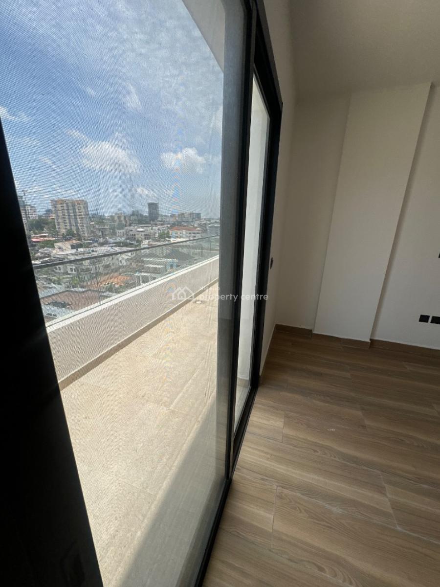 Luxury 3 Bedroom Penthouse Apartment with Exclusive Rooftop Terrace, Banana Island Road, Ikoyi, Lagos, Flat / Apartment for Rent