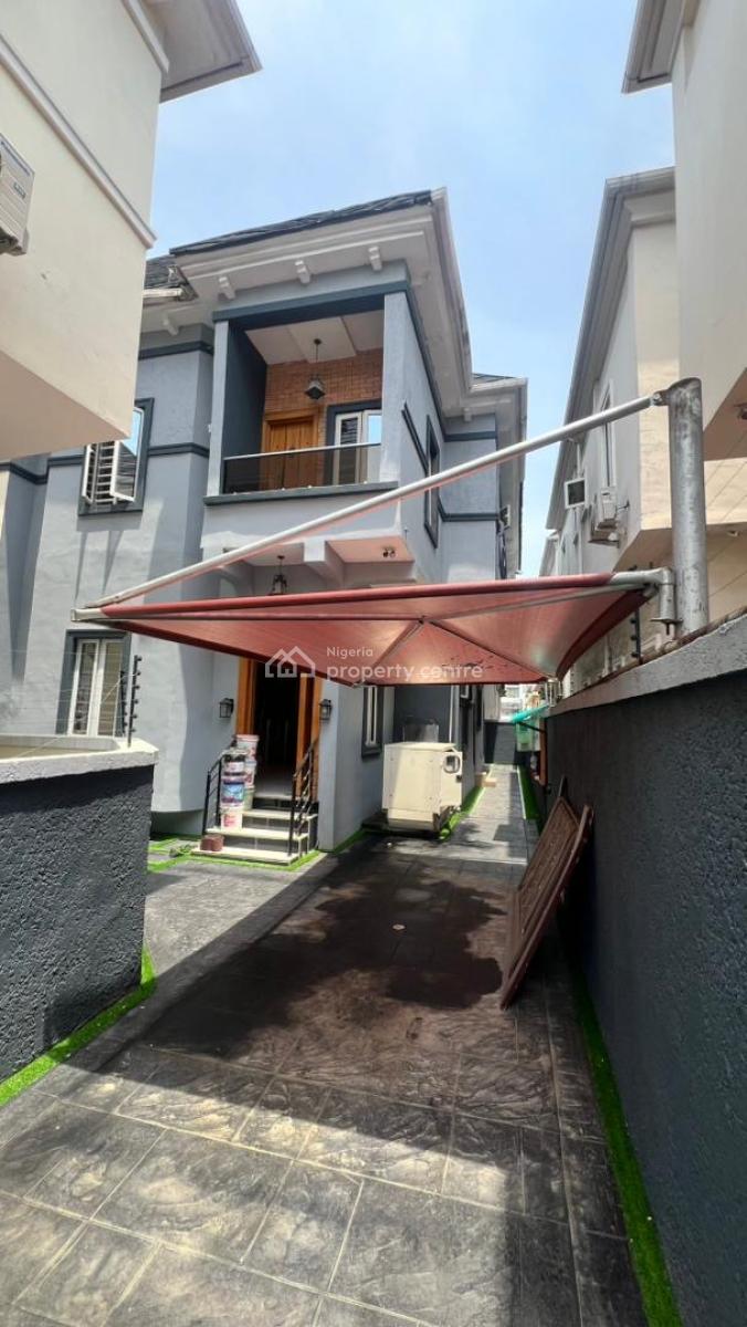 4 Bedroom Semi Detached Duplex with Bq for Distress, Chevron Alternative Route, Lekki Expressway, Lekki, Lagos, House for Sale