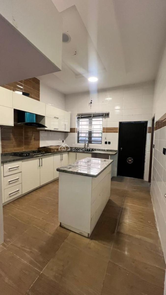 4 Bedroom Semi Detached Duplex with Bq for Distress, Chevron Alternative Route, Lekki Expressway, Lekki, Lagos, House for Sale