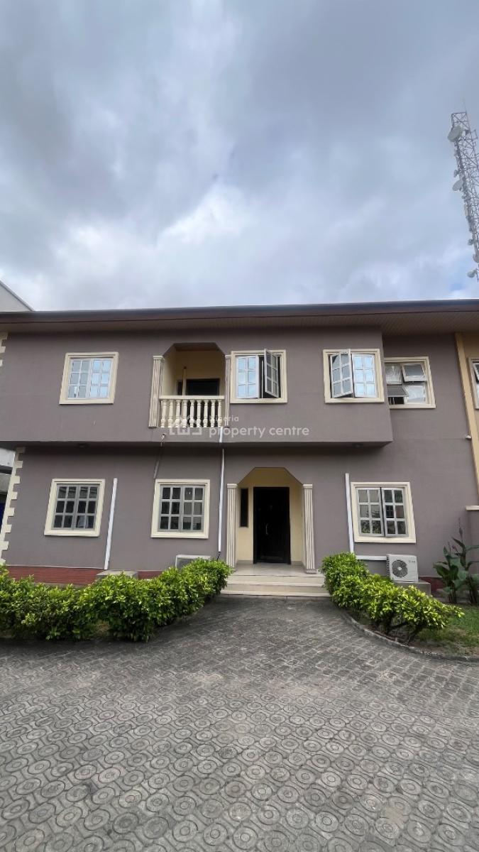5 Bedroom House with 2 Bq, Africa Ln, Lekki Phase 1, Lekki, Lagos, Semi-detached Duplex for Rent