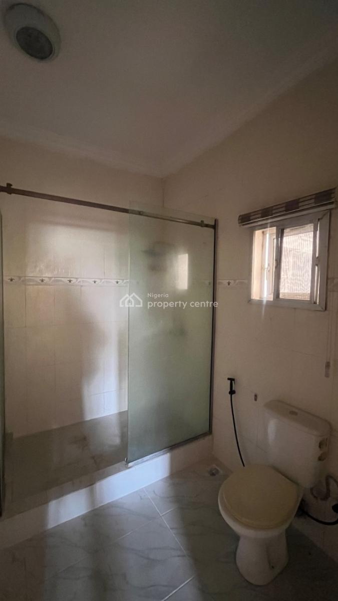 5 Bedroom House with 2 Bq, Africa Ln, Lekki Phase 1, Lekki, Lagos, Semi-detached Duplex for Rent