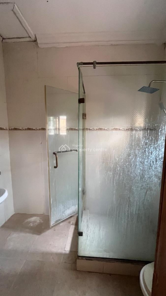 5 Bedroom House with 2 Bq, Africa Ln, Lekki Phase 1, Lekki, Lagos, Semi-detached Duplex for Rent