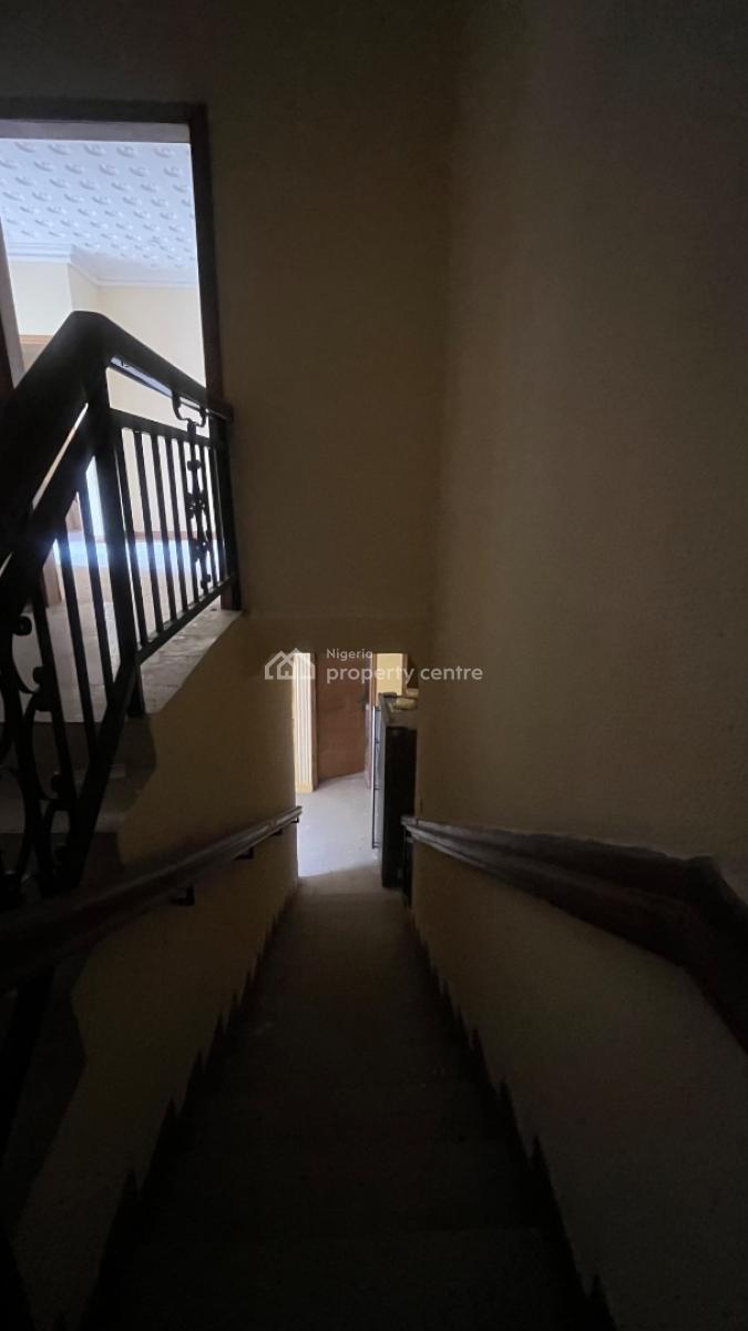 5 Bedroom House with 2 Bq, Africa Ln, Lekki Phase 1, Lekki, Lagos, Semi-detached Duplex for Rent