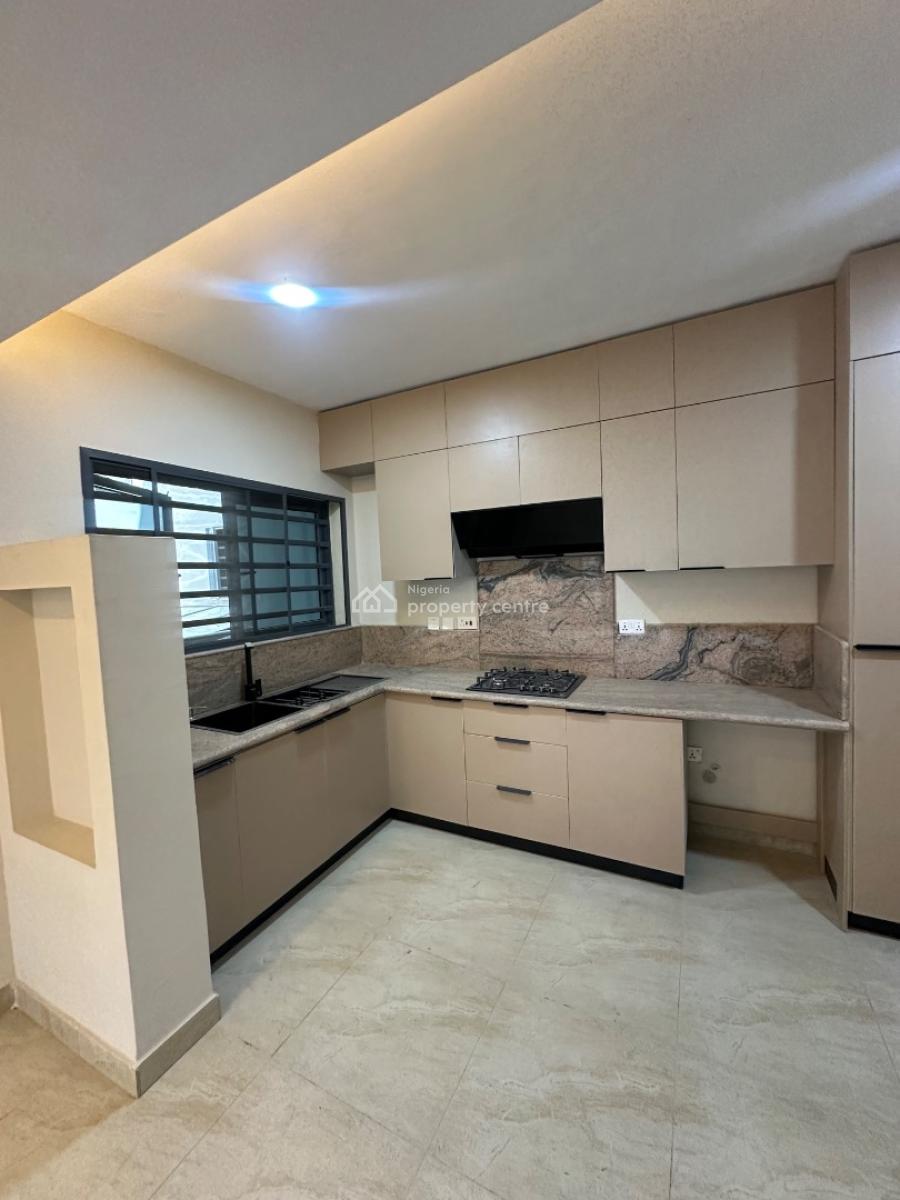 Tastefully Finished 3 Bedroom Apartment with Ensuite Boys Quarter, Off Admiralty Way, Lekki Phase 1, Lekki, Lagos, Flat / Apartment for Sale