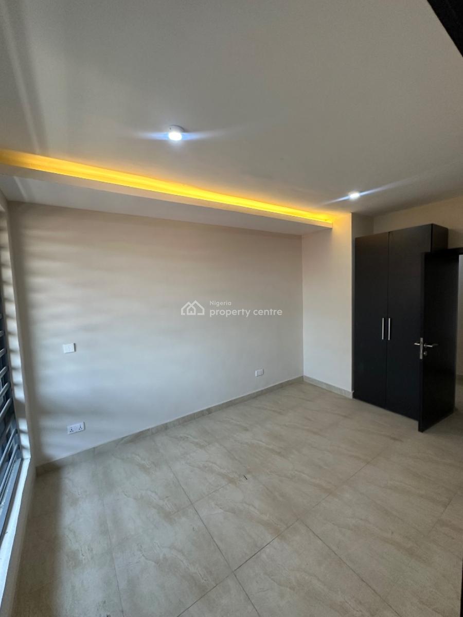 Tastefully Finished 3 Bedroom Apartment with Ensuite Boys Quarter, Off Admiralty Way, Lekki Phase 1, Lekki, Lagos, Flat / Apartment for Sale