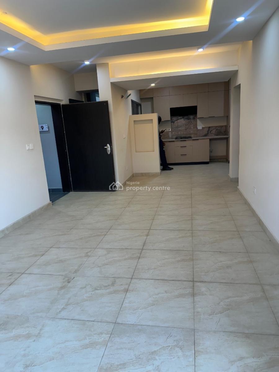 Tastefully Finished 3 Bedroom Apartment with Ensuite Boys Quarter, Off Admiralty Way, Lekki Phase 1, Lekki, Lagos, Flat / Apartment for Sale