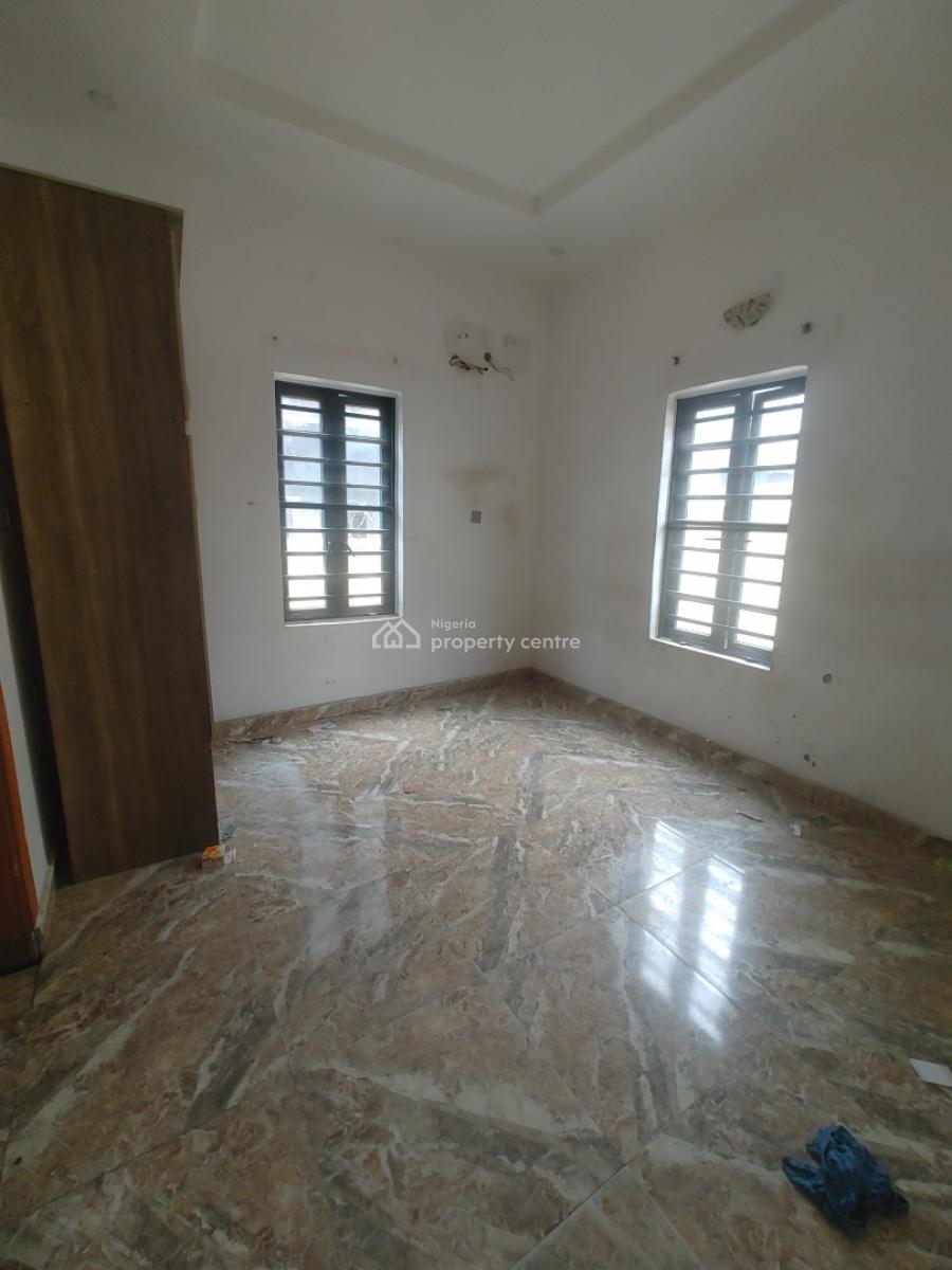 Very Sharp 2 Bedroom Flat in an Estate Close to Express, Sangotedo, Sangotedo, Ajah, Lagos, Flat / Apartment for Rent