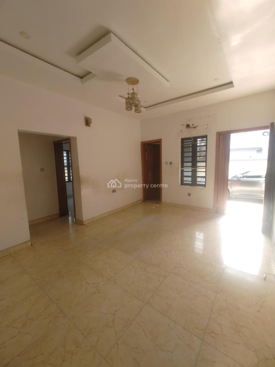 Very Sharp 2 Bedroom Flat in an Estate Close to Express, Sangotedo, Ajah, Lagos, Flat / Apartment for Rent