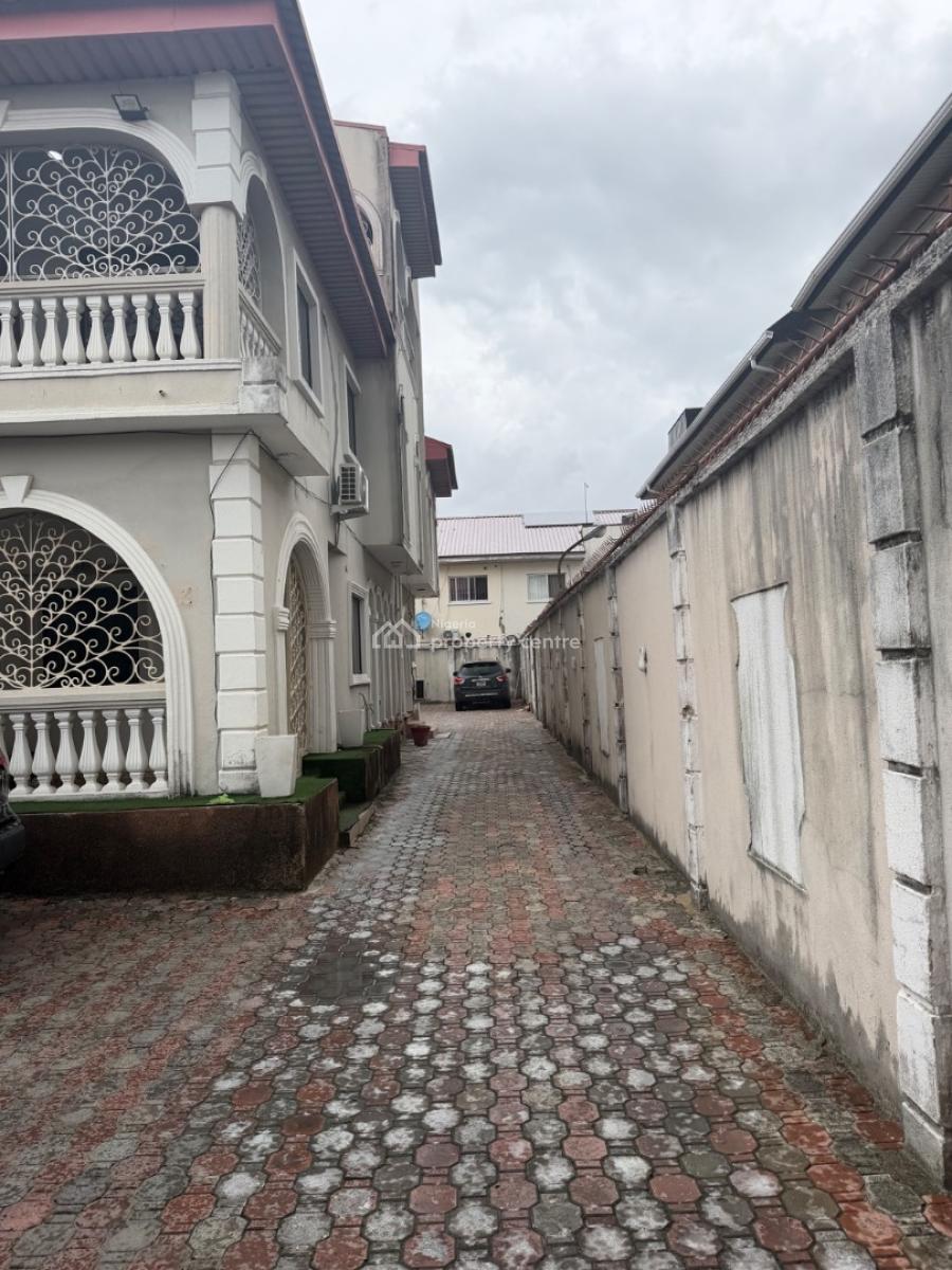 Decent Miniflat in a Serene Area, Admiralty Road, Lekki Phase 1, Lekki, Lagos, Mini Flat (room and Parlour) for Rent