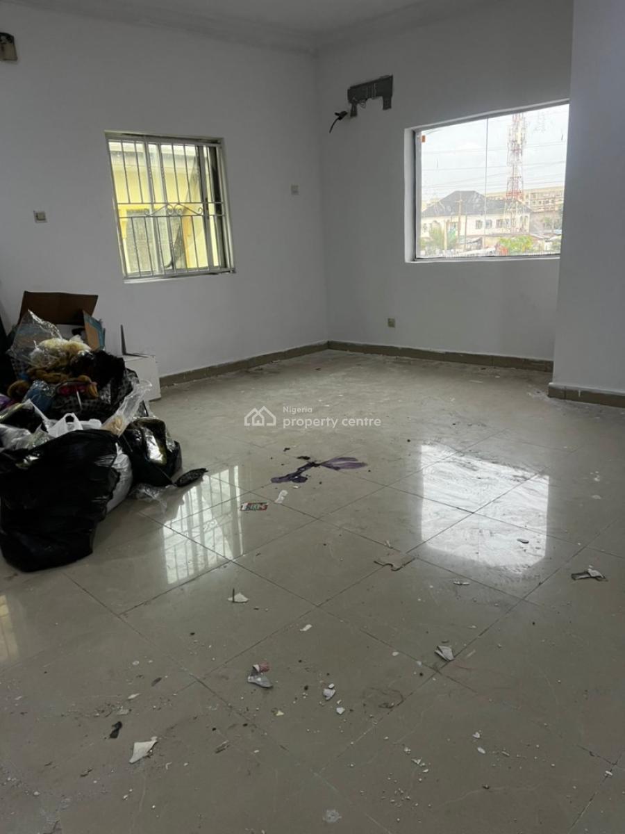 Luxury Commercial Property, Lekki Phase 1, Lekki, Lagos, Commercial Property for Rent