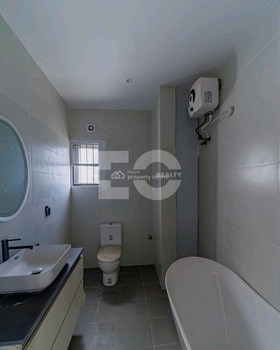 4 Bed  Maisonette  4.5 Bath  Oniru, Lagos  N500 Million  Features, Oniru, Victoria Island (vi), Lagos, House for Sale