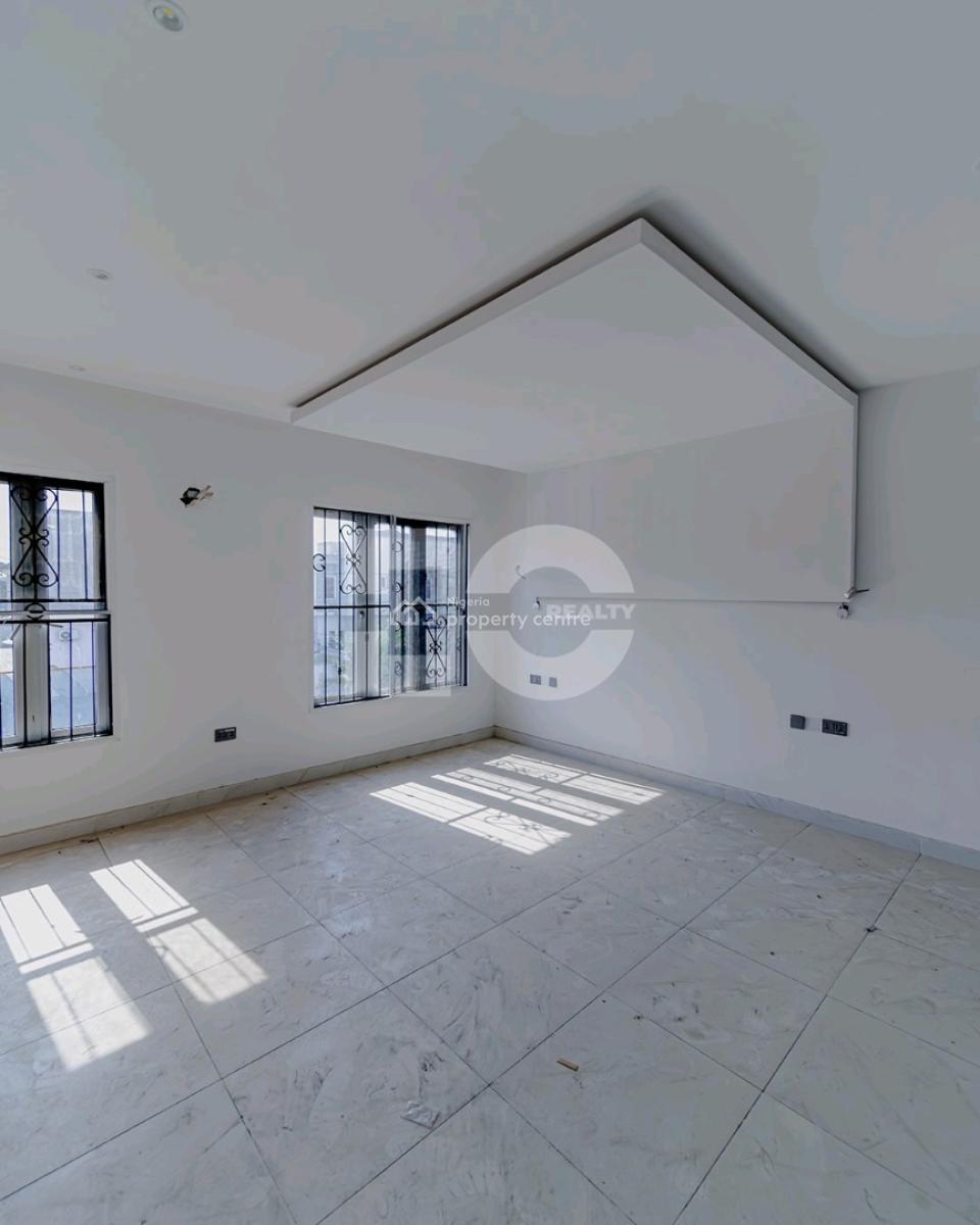 4 Bed  Maisonette  4.5 Bath  Oniru, Lagos  N500 Million  Features, Oniru, Victoria Island (vi), Lagos, House for Sale