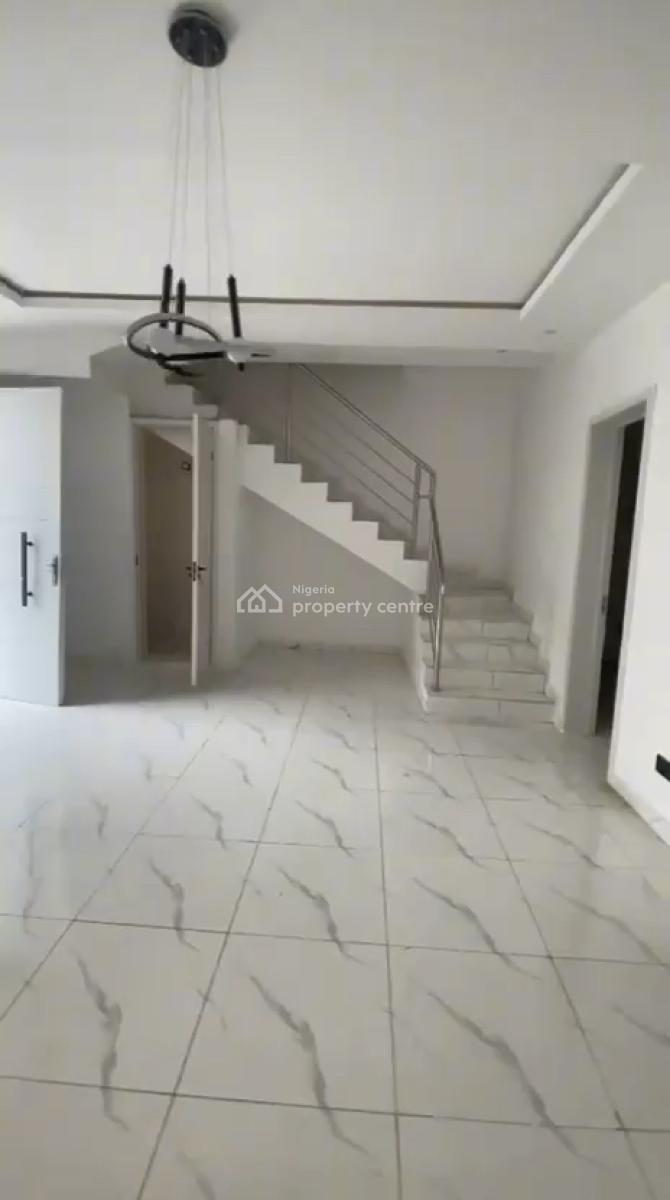 4bedrooms Semi Detached Duplex, Ikota, Lekki, Lagos, Semi-detached Duplex for Sale
