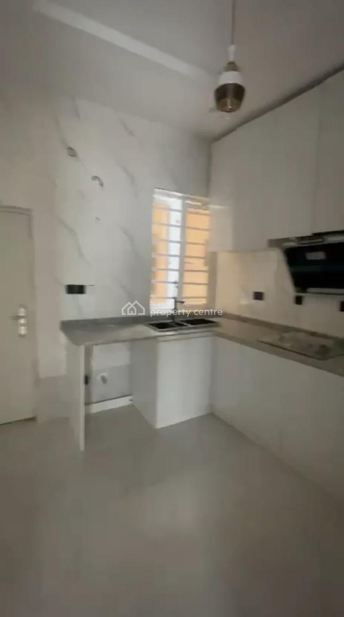 4bedrooms Semi Detached Duplex, Ikota, Lekki, Lagos, Semi-detached Duplex for Sale