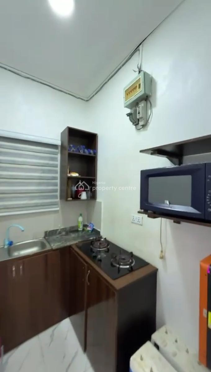 Fully Furnished Miniflat, Morocco Road, Shomolu, Lagos, Mini Flat (room and Parlour) for Rent