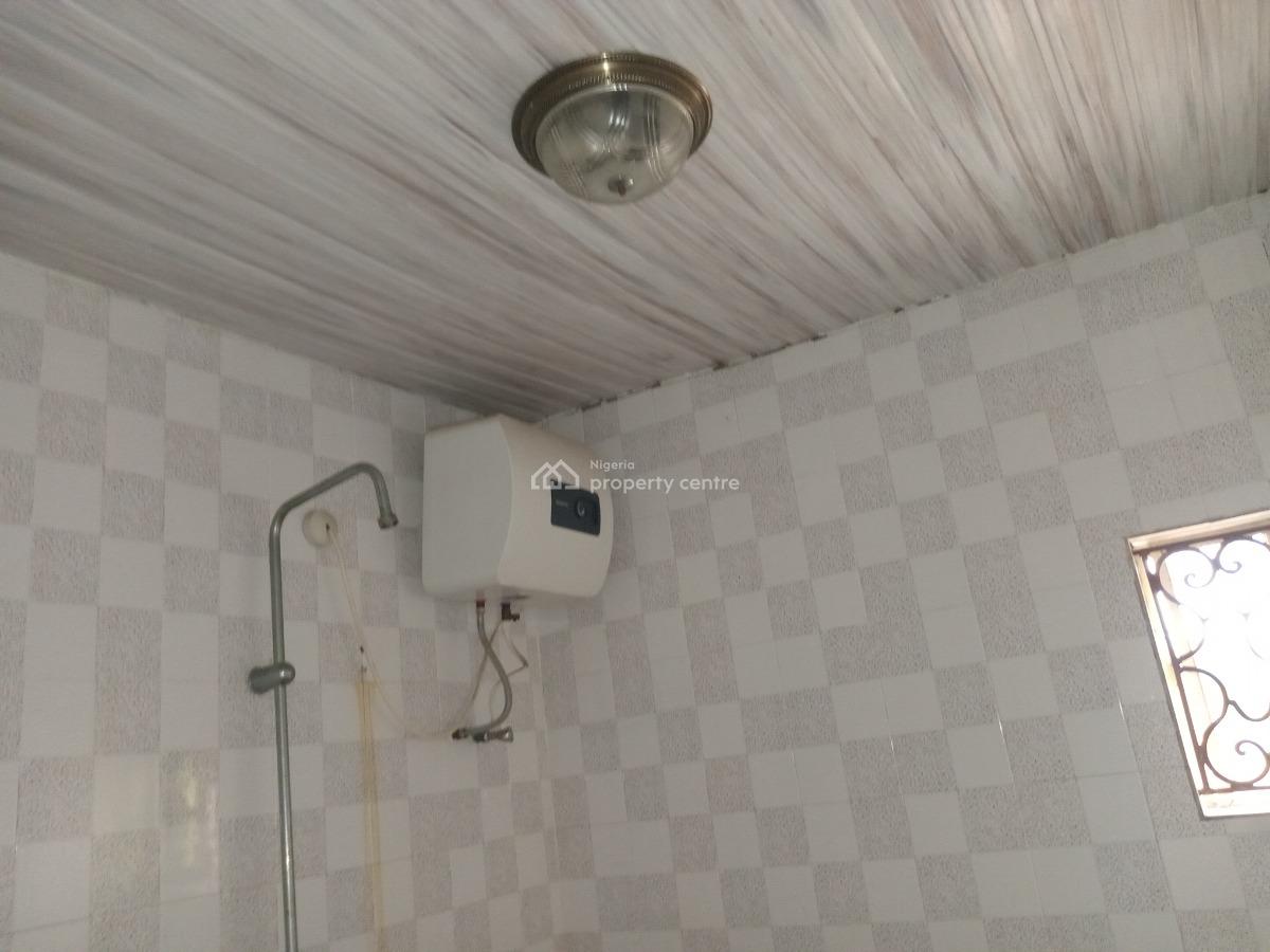 Spacious 3bedroom Flat Upstairs, Ogombo, Ajah, Lagos, Flat / Apartment for Rent