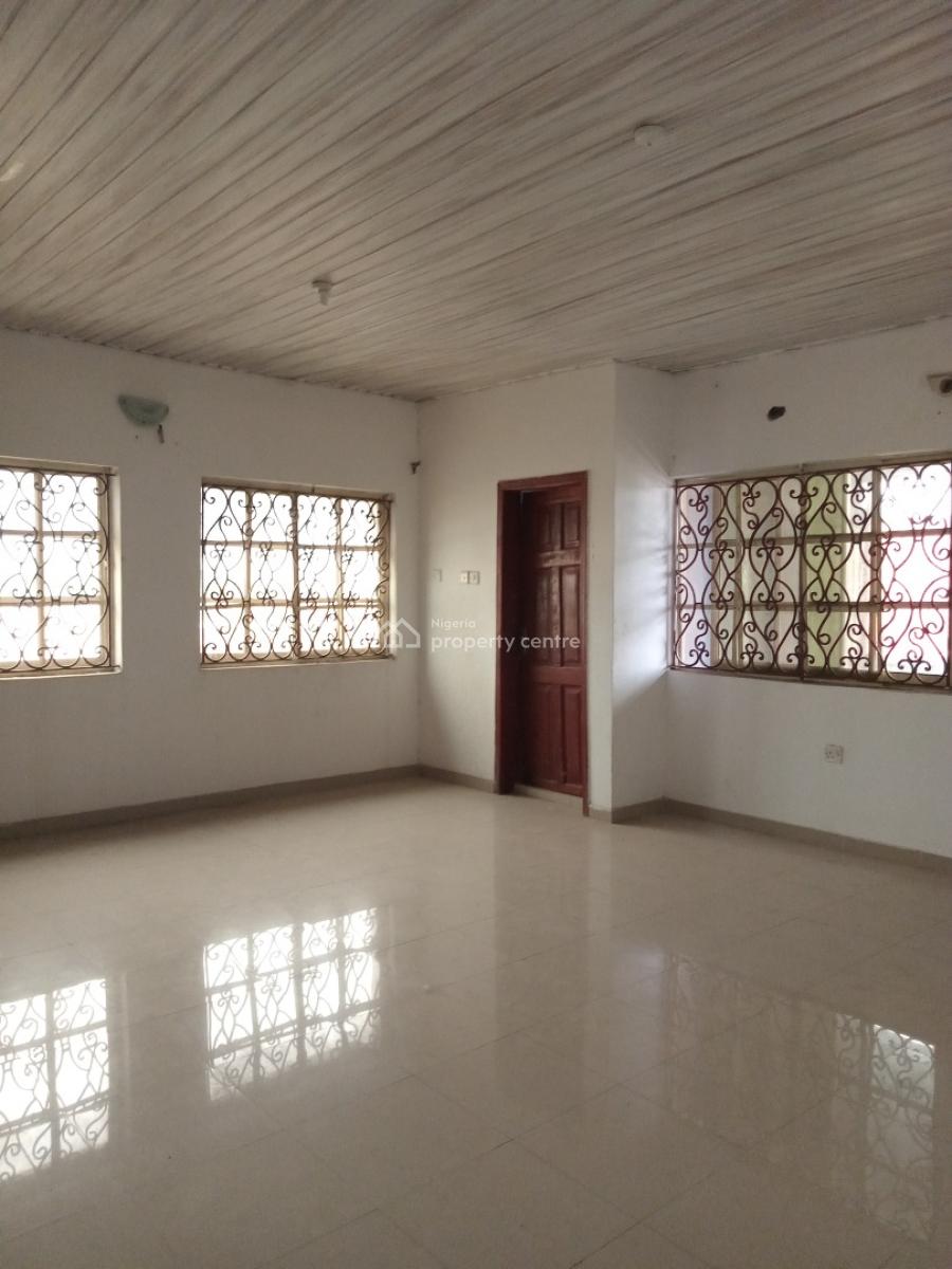 Spacious 3bedroom Flat Upstairs, Ogombo, Ajah, Lagos, Flat / Apartment for Rent
